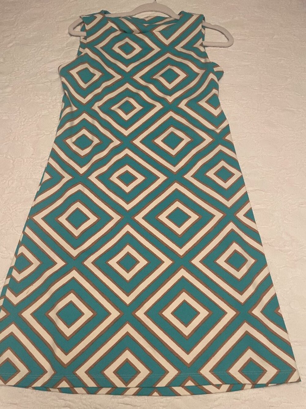 Mahi Gold Geometric Shift Dress – Size Medium